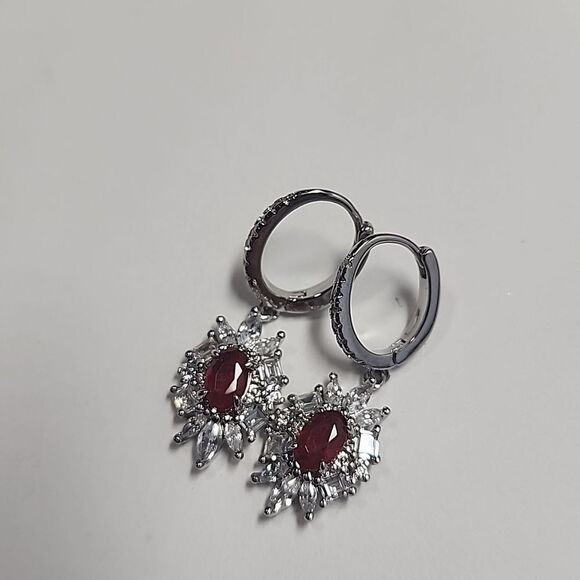 Bomb Party Earrings - Picture 2 of 4